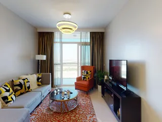 Новая охраняемая резиденция Artesia с отелем рядом с полем для гольфа, в престижном районе Damac Hills, Дубай, ОАЭ