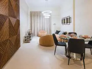 Большая охраняемая резиденция Mirdiff Hills с бассейнами и элитным отелем рядом с аэропортом и станцией метро, Mirdiff, Дубай, ОАЭ