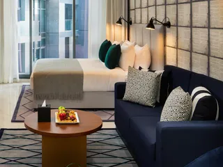 Новая резиденция Millennium Atria с отелем и торговым центром рядом с каналом и Даунтаун Дубай, Business Bay, Дубай, ОАЭ