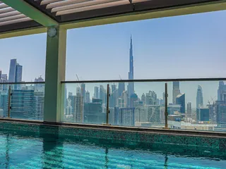 Новая резиденция Millennium Atria с отелем и торговым центром рядом с каналом и Даунтаун Дубай, Business Bay, Дубай, ОАЭ