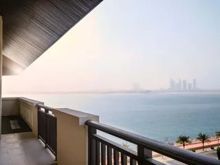 Роскошные пентхаусы в престижном комплексе на берегу моря, Пальма Джумейра, Дубай, ОАЭ