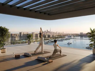 Новый жилой комплекс на берегу моря Aurea с инфинити-бассейном и детскими площадками, Mina Rashid, Дубай, ОАЭ