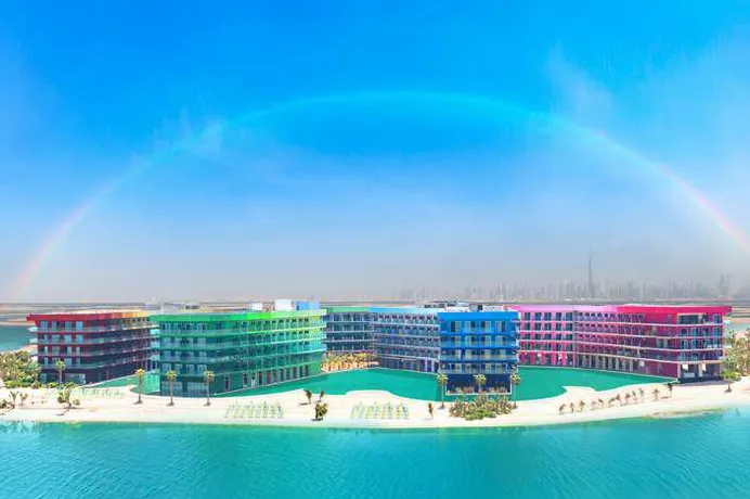 Жилой комплекс с собственным пляжем, ресторанами и клубами для вечеринок, The World Islands, Дубай, ОАЭ