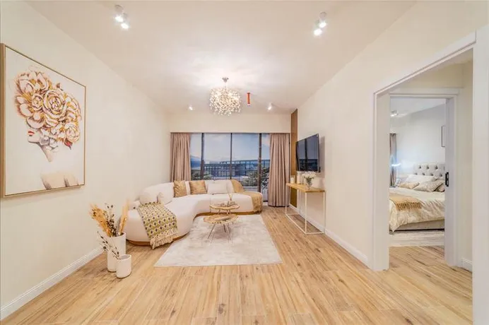 Новый комплекс Lucky Royale Residence с бассейнами, зонами коворкинга и садом, JVC, Дубай, ОАЭ