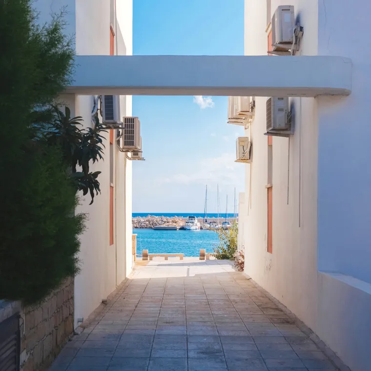 Второй слайд